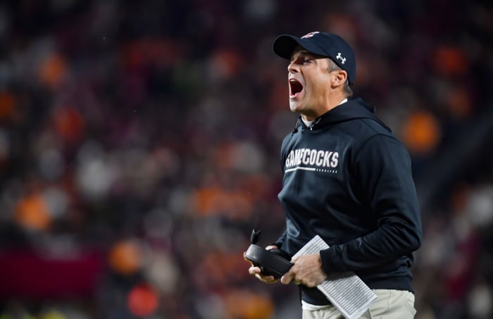 Shane Beamer on the sidelines for South Carolina.