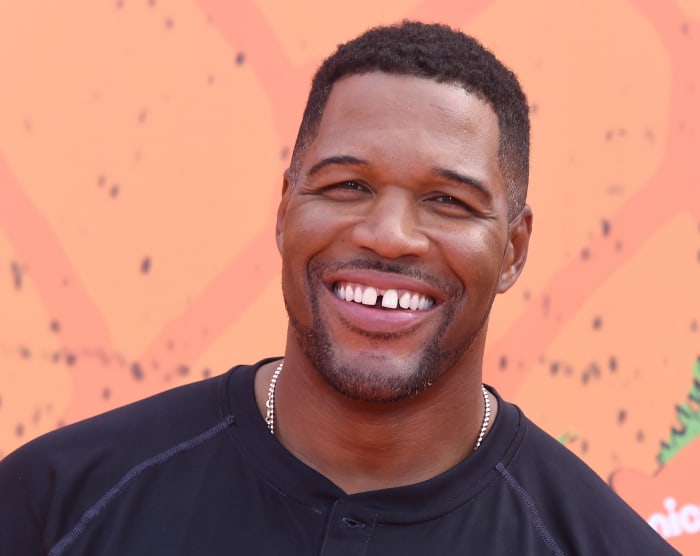 Michael Strahan at the Nickelodeon Kids' Choice Awards.