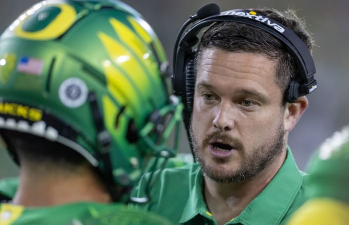 Oregon Coach Dan Lanning Heartbroken By Khyree Jackson's Passing - The Spun