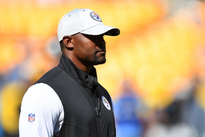 PITTSBURGH, PA - AUGUST 28: Assistant coach Brian Flores of the Pittsburgh Steelers looks on during warmups prior to the game against the Detroit Lions at Acrisure Stadium on August 28, 2022 in Pittsburgh, Pennsylvania. (Photo by Joe Sargent/Getty Images)