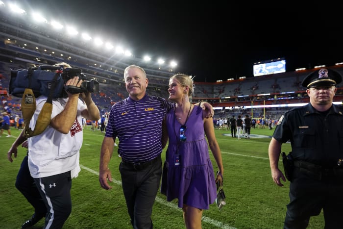 Football World Reacts To Brian Kelly's Daughter's Announcement - The Spun