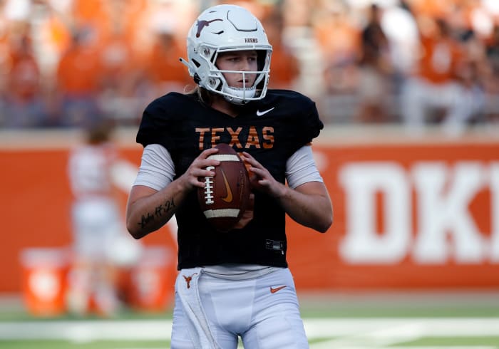 Texas Quarterback Quinn Ewers Leaves Game After Brutal Hit - The Spun