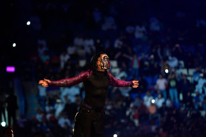 Wrestling World Reacts To Tuesday's Jeff Hardy Decision - The Spun