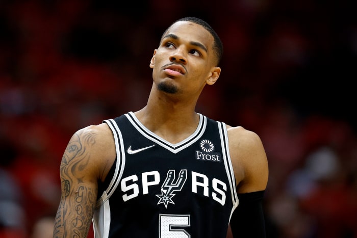 NEW ORLEANS, LOUISIANA - APRIL 13: Dejounte Murray #5 of the San Antonio Spurs stands on the court during the first quarter of the 2022 NBA Play-In Tournament at Smoothie King Center on April 13, 2022 in New Orleans, Louisiana. NOTE TO USER: User expressly acknowledges and agrees that, by downloading and or using this photograph, User is consenting to the terms and conditions of the Getty Images License Agreement. (Photo by Sean Gardner/Getty Images)