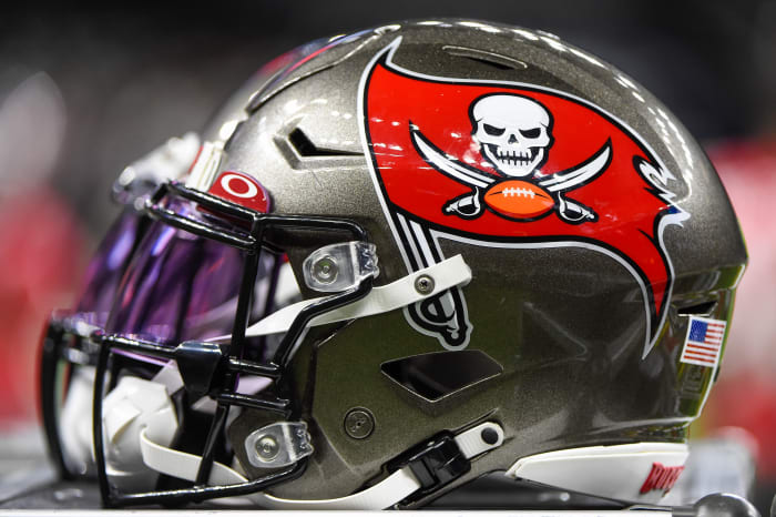 NEW ORLEANS, LA - OCTOBER 31: A Tampa Bay Buccaneer helmet awaits the next series during the football game between the Tampa Bay Buccaneers and New Orleans Saints at Caesar's Superdome on October 31, 2021 in New Orleans, LA.  (Photo by Ken Murray/Icon Sportswire via Getty Images)