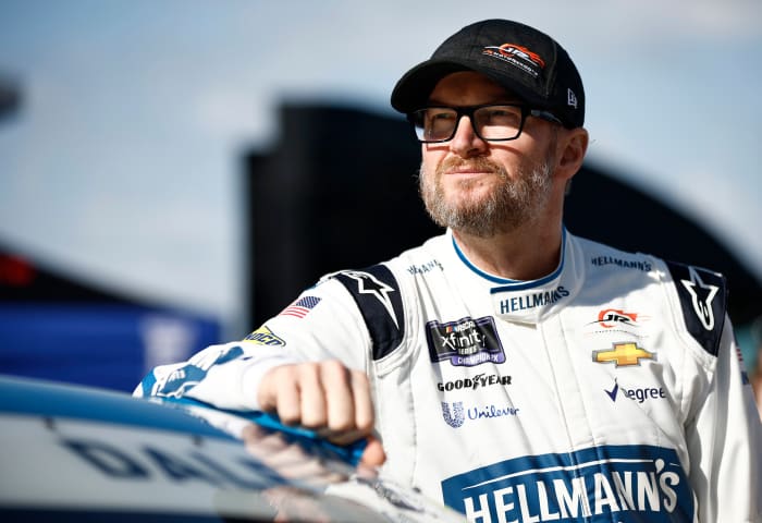 Racing World Reacts To Dale Earnhardt Jr's Cool Announcement - The Spun