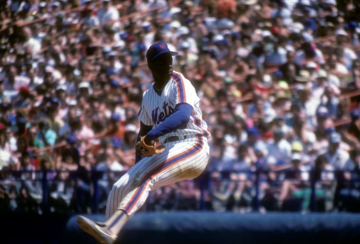 Legendary MLB pitcher Dwight Gooden during a game against the Chicago Cubs.