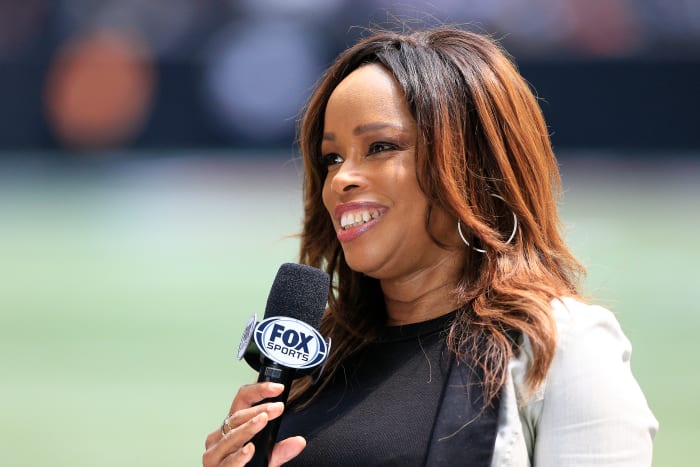 Pam Oliver Has Very Concerning Appearance On Sunday Afternoon - The Spun