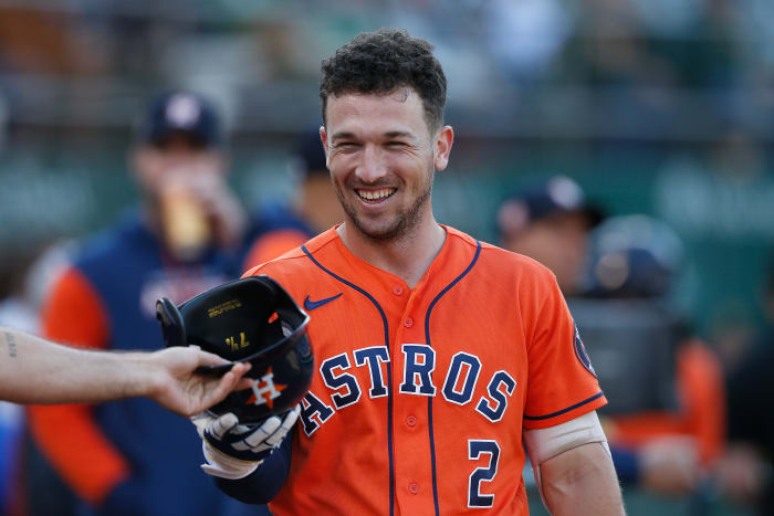 OAKLAND, CALIFORNIA - JULY 26: Alex Bregman #2 of the Houston Astros prepares for the game against the Oakland Athletics at RingCentral Coliseum on July 26, 2022 in Oakland, California. (Photo by Lachlan Cunningham/Getty Images)