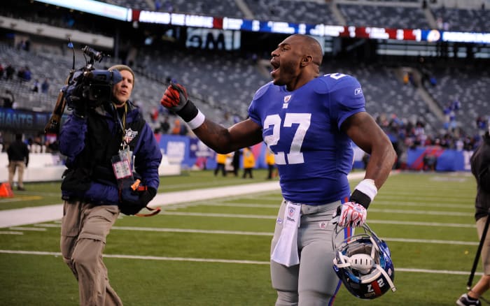 Brandon Jacobs #27 of the New York Giants