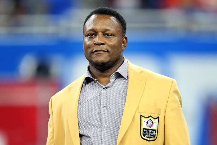 Former Detroit Lions running back Barry Sanders is recognized during halftime of an NFL football game against the Kansas City Chiefs in Detroit, Michigan USA, on Sunday, September 29, 2019. (Photo by Amy Lemus/NurPhoto via Getty Images)