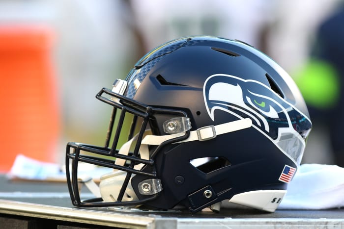 seahawks-released-running-back-in-roster-move-on-wednesday-the-spun