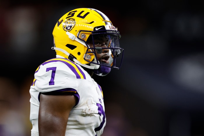 Kayshon Boutte looks on during a game against Florida State.