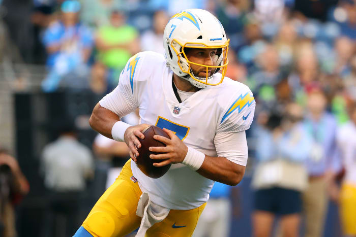 Chase Daniel looks to throw the ball against the Seattle.