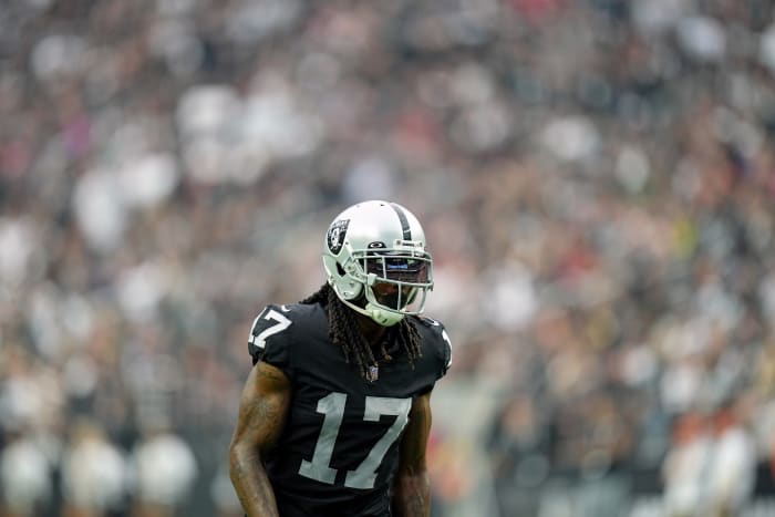 Davante Adams on the field during the Sunday afternoon game.