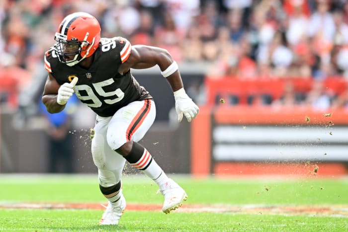 Myles Garrett rushing the passer for the Browns.