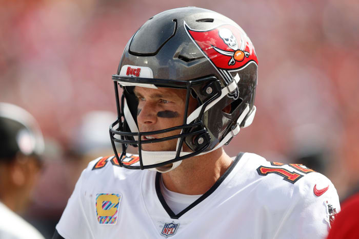 Tom Brady looks onto the field during a game against the Falcons on Sunday.