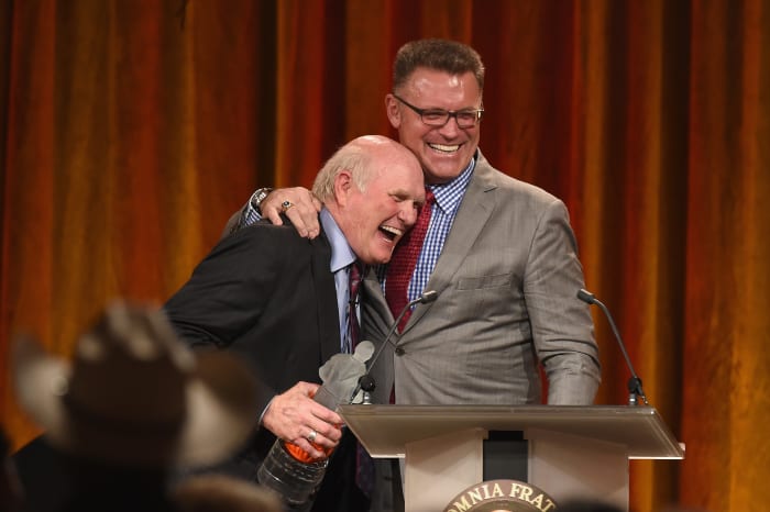 Former NFL star turned broadcaster Howie Long on social media.