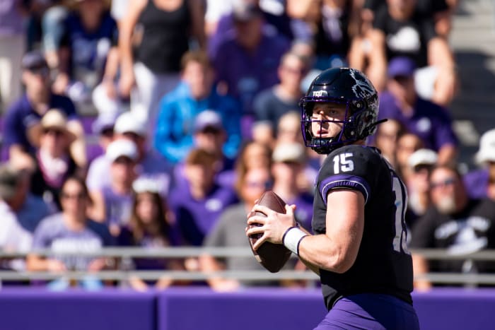 Max Duggan of TCU drops back to pass.