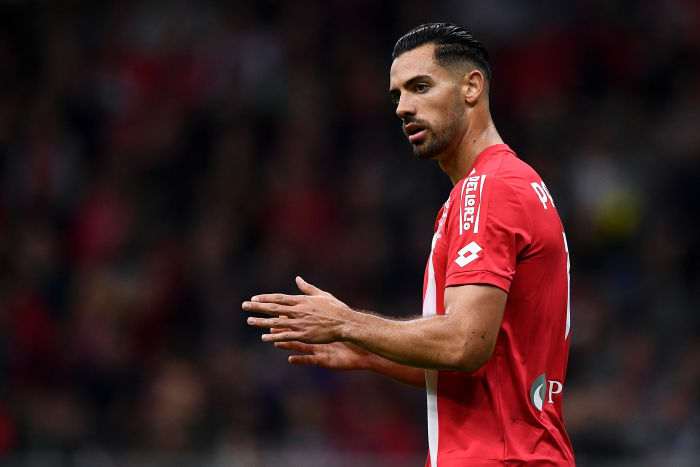 STADIO GIUSEPPE MEAZZA, MILAN, ITALY - 2022/10/22: Pablo Mari of AC Monza gestures during the Serie A football match between AC Milan and AC Monza. AC Milan won 4-1 over AC Monza. (Photo by Nicolò Campo/LightRocket via Getty Images)