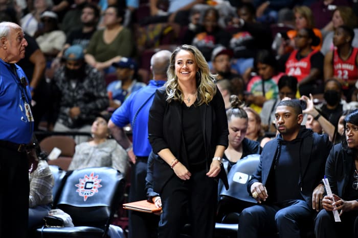 UNCASVILLE, CT - SEPTEMBER 15: Head Coach Becky Hammon of the Las Vegas Aces looks on before Game 3 of the 2022 WNBA Finals against the Connecticut Sun on September 15, 2022 at Mohegan Sun Arena in Uncasville, Connecticut. NOTE TO USER: User expressly acknowledges and agrees that, by downloading and/or using this Photograph, user is consenting to the terms and conditions of the Getty Images License Agreement. Mandatory Copyright Notice: Copyright 2022 NBAE (Photo by Catalina Fragoso/NBAE via Getty Images)