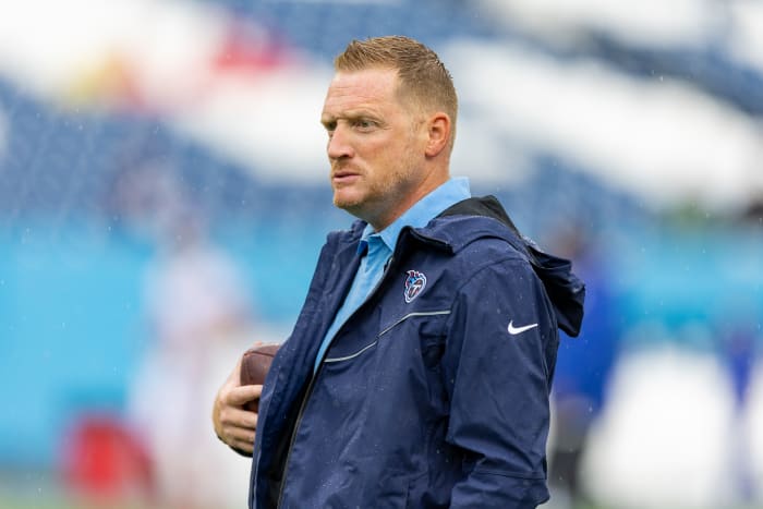 NASHVILLE, TENNESSEE - SEPTEMBER 11: Offensive Coordinator Todd Downing of the Tennessee Titans on the field before a game against the New York Giants at Nissan Stadium on September 11, 2022 in Nashville, Tennessee. The Giants defeated the Titans 21-20. (Photo by Wesley Hitt/Getty Images)