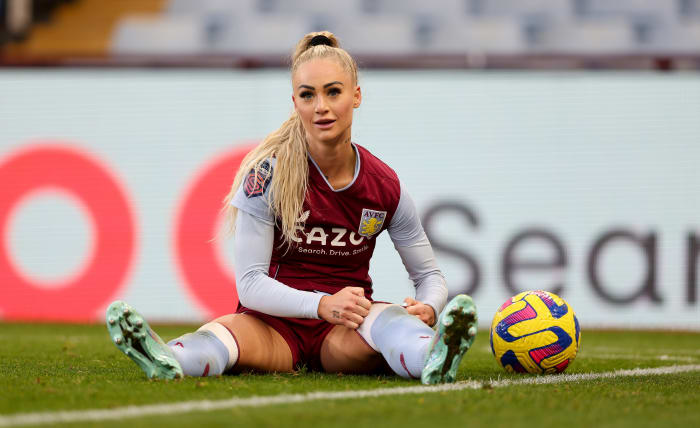 BIRMINGHAM, ENGLAND - NOVEMBER 20: Alisha Lehmann of Aston Villa in action during the FA Women's Super League match between Aston Villa and Reading at Villa Park on November 20, 2022 in Birmingham, England. (Photo by Neville Williams/Aston Villa FC via Getty Images)