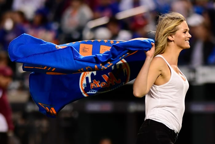 Sports Illustrated Swimsuit issue model Erin Heatherton.