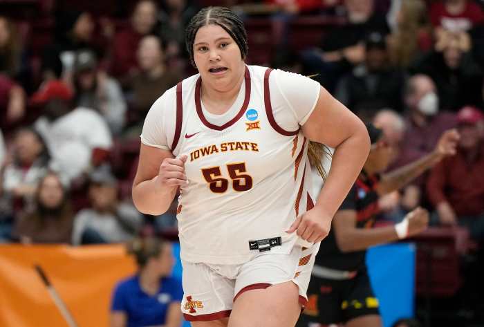 Iowa State Star Audi Crooks Gets Emotional About Late Father After ...