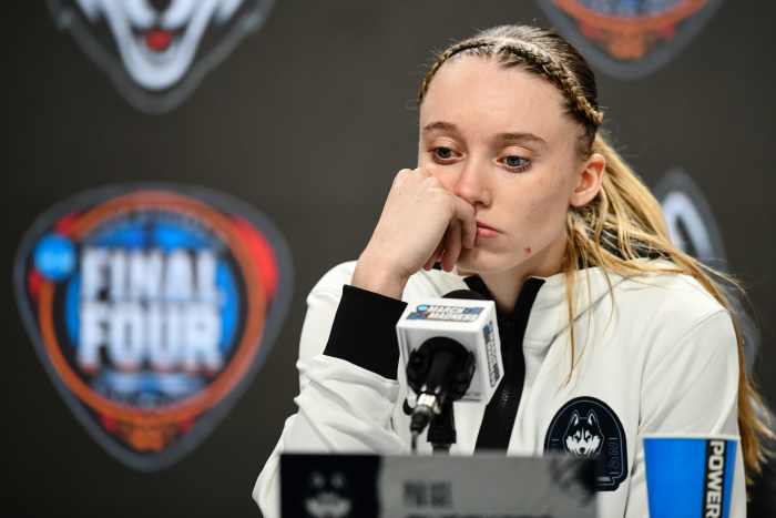 Paige Bueckers Turns Heads With Her Outfit At Wnba All Star Game The Spun Paige Bueckers Turns Heads With Her Outfit At Wnba All Star Game The Spun