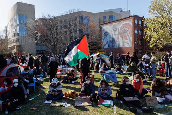 Protestors At Harvard Ripped For 'Despicable' Act On Campus - The Spun