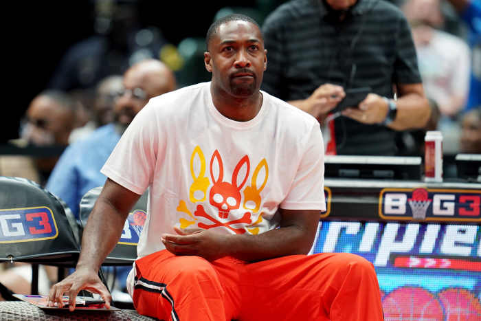 Gilbert Arenas coaches his BIG3 team.