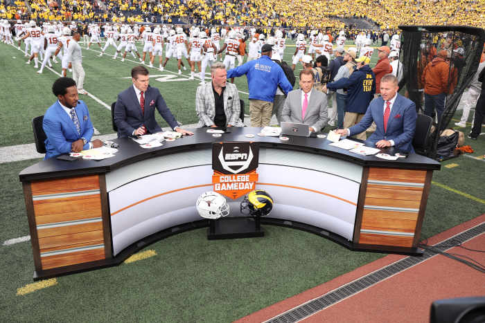 Kirk Herbstreit Reacts To College GameDay Making History On Saturday ...