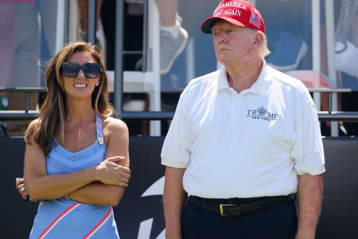 Fans React To Donald Trump's Impressive Golf Score Claim - The Spun