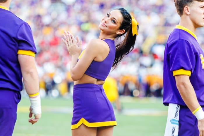 LSU Cheerleader Turning Heads Before Sunday Night Game - The Spun