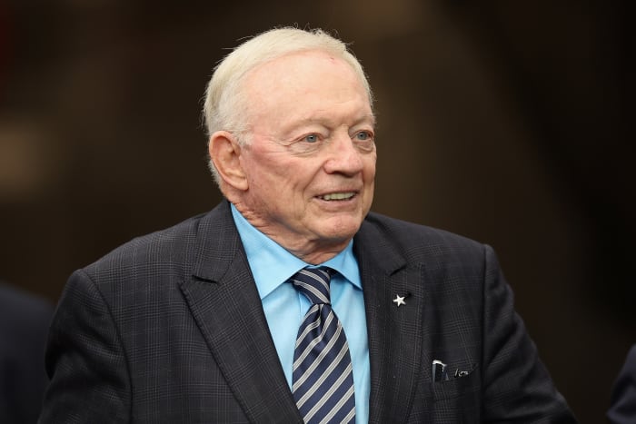 Jerry Jones Accused Of 'Rigging' End Of Cowboys Vs. Lions Game - The Spun