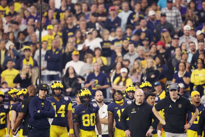 College Football Fans React To Michigan's Threat To Big Ten - The Spun