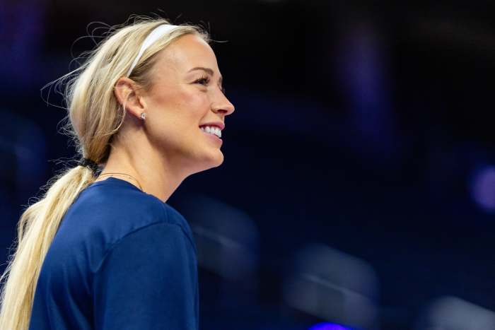 Sophie Cunningham on the court for the Fever.