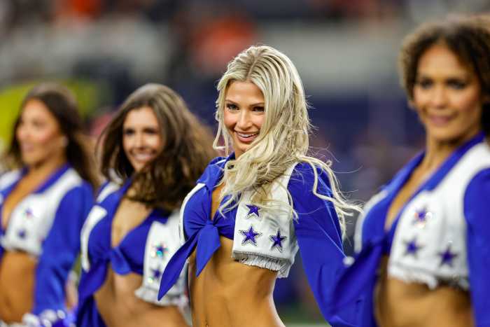 Dallas Cowboy Cheerleaders On The Love Boat Dallas Cowboys Cheerleaders Turned Heads With Valentine's Day Outfits