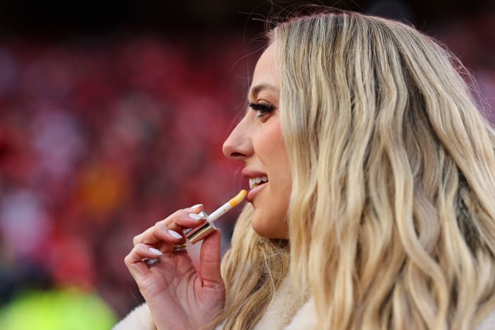 Brittany Mahomes applies makeup before a Kansas City Chiefs game.