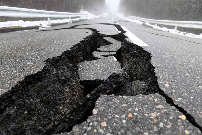 Earthquakes strike.