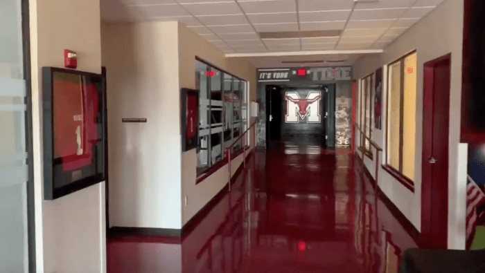 Video Of This Texas High School Football Facility Is Going Viral - The Spun