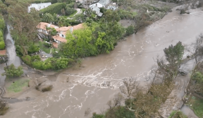 Footage Of 'Catastrophic' Flooding In California Is Terrifying - The Spun