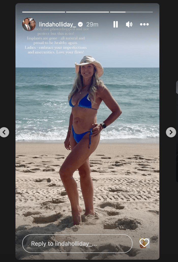 Bill Belichicks Longtime Girlfriend Goes Viral With Swimsuit Photo The Spun 0561