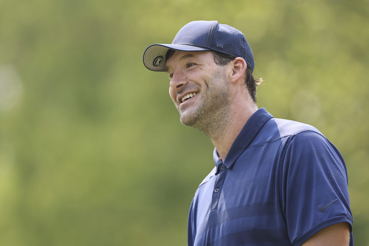 CBS Responds To Tony Romo Intervention Report The Spun What s 
