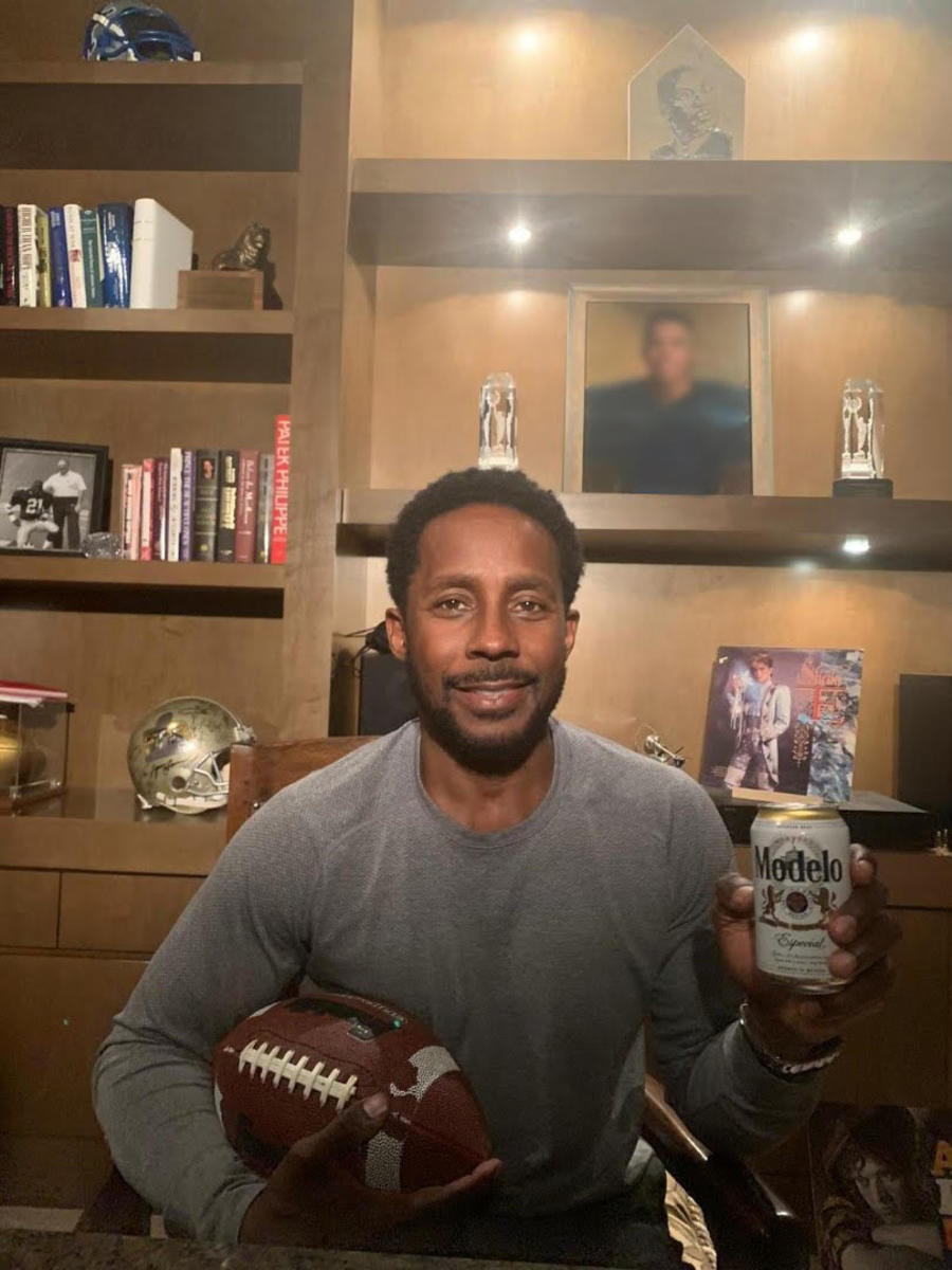 Desmond Howard on X: Looks like a picture of a Heisman winner and