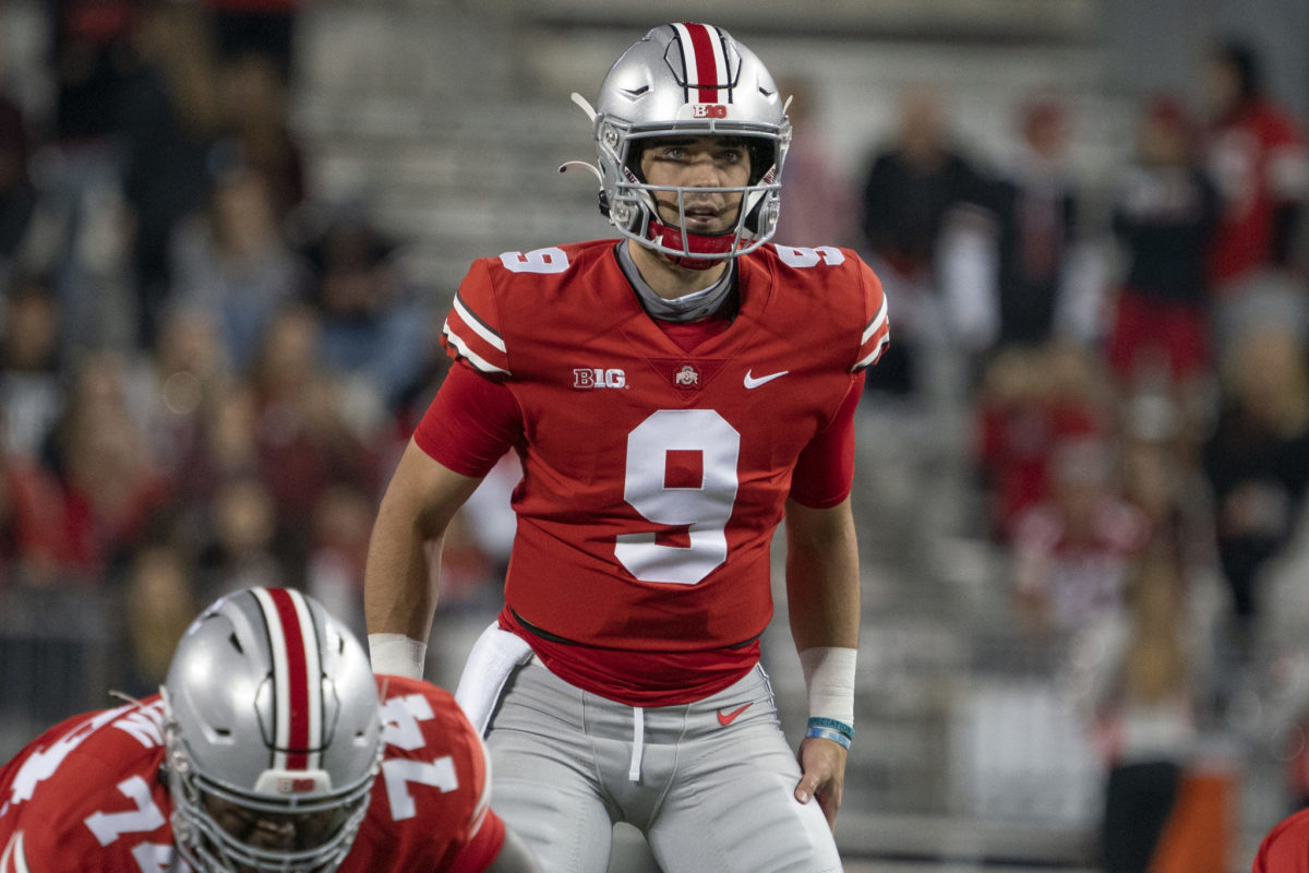 Ohio State QB Jack Miller prepares to receive a snap.