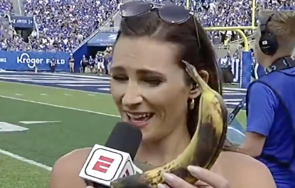 Look Sideline Reporter Addresses Viral Banana Moment The Spun What 9134