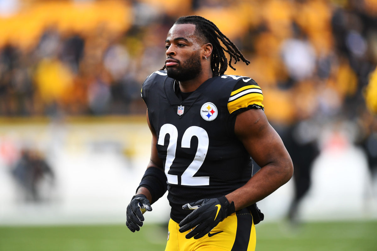 Najee Harris on the field for the Steelers.