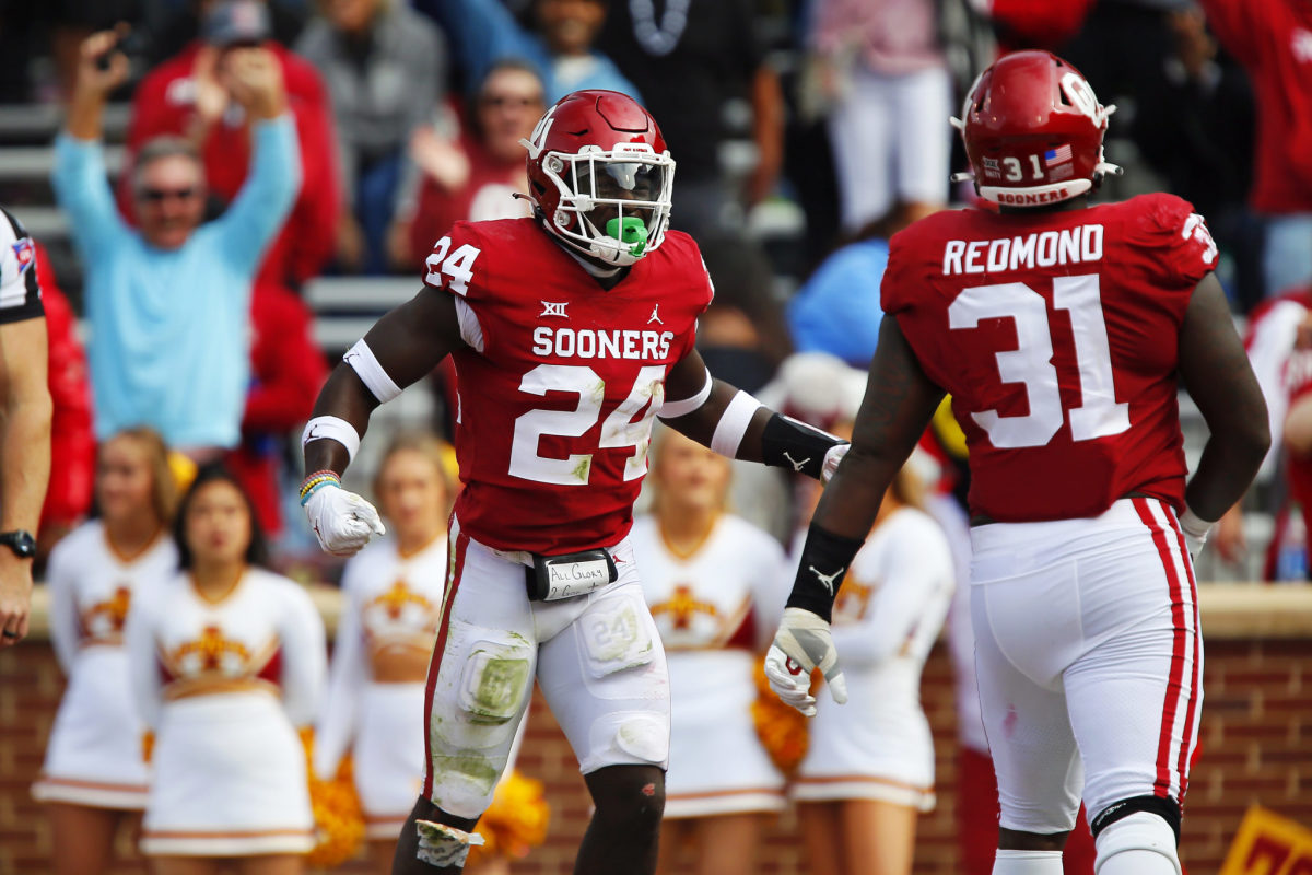 Q&A With Brian Asamoah: Oklahoma Career, Why He's A Unique LB - The Spun